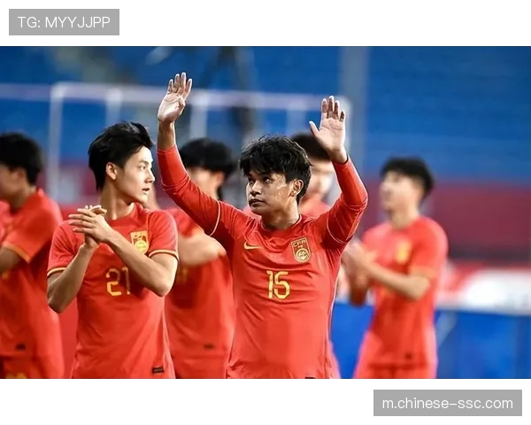 胡荷韬成最大惊喜 21岁小将攻防两端屡献关键拦截